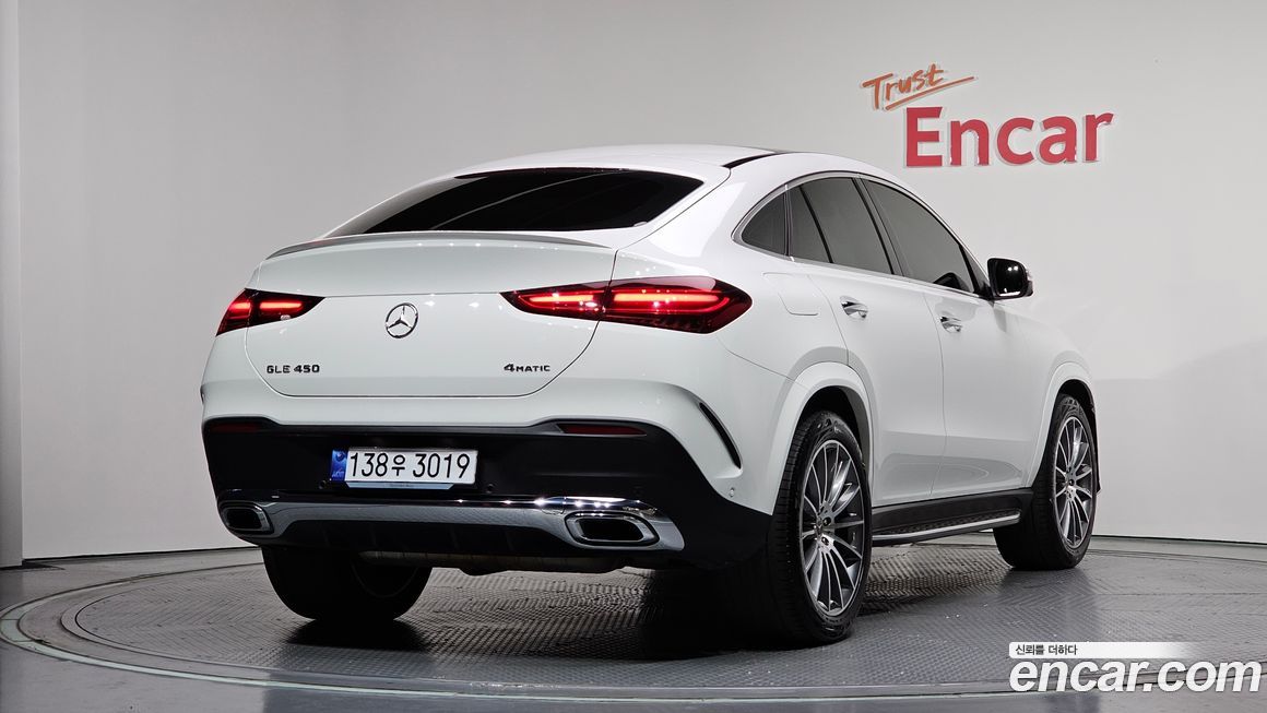 Mercedes-Benz GLE-Class 2025