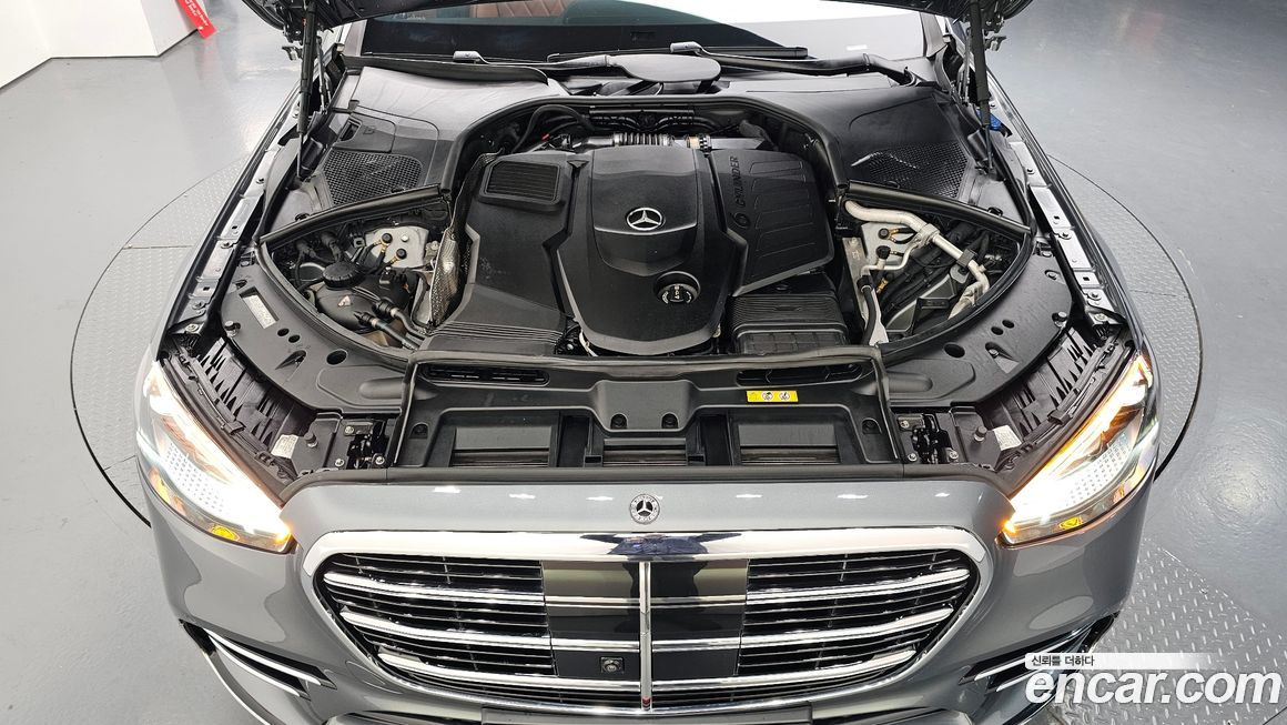 Mercedes-Benz S-Class 2022