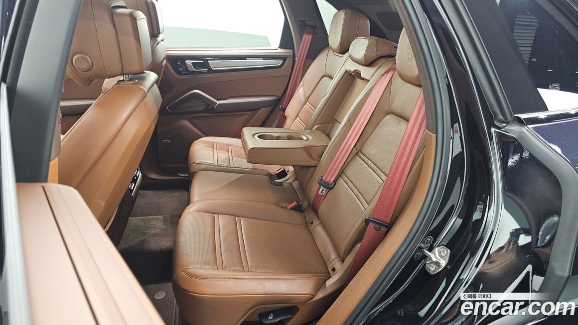 Porsche Cayenne 2022