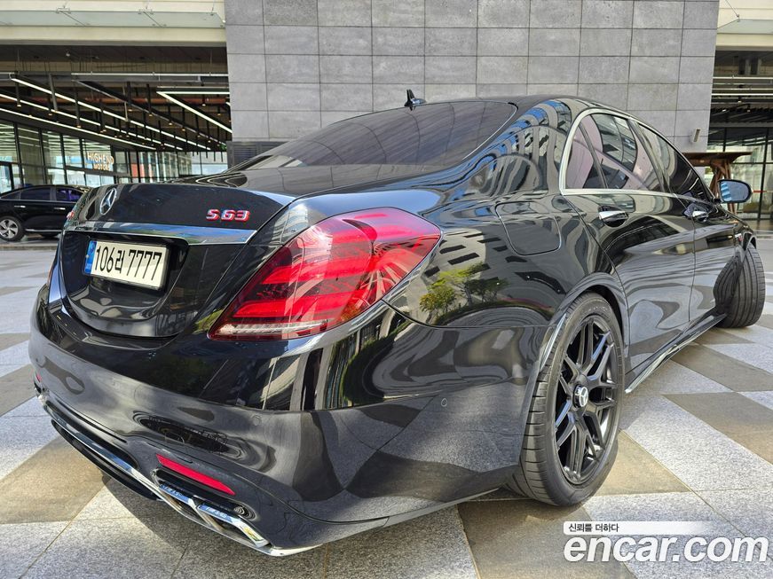 Mercedes-Benz S-Class 2020