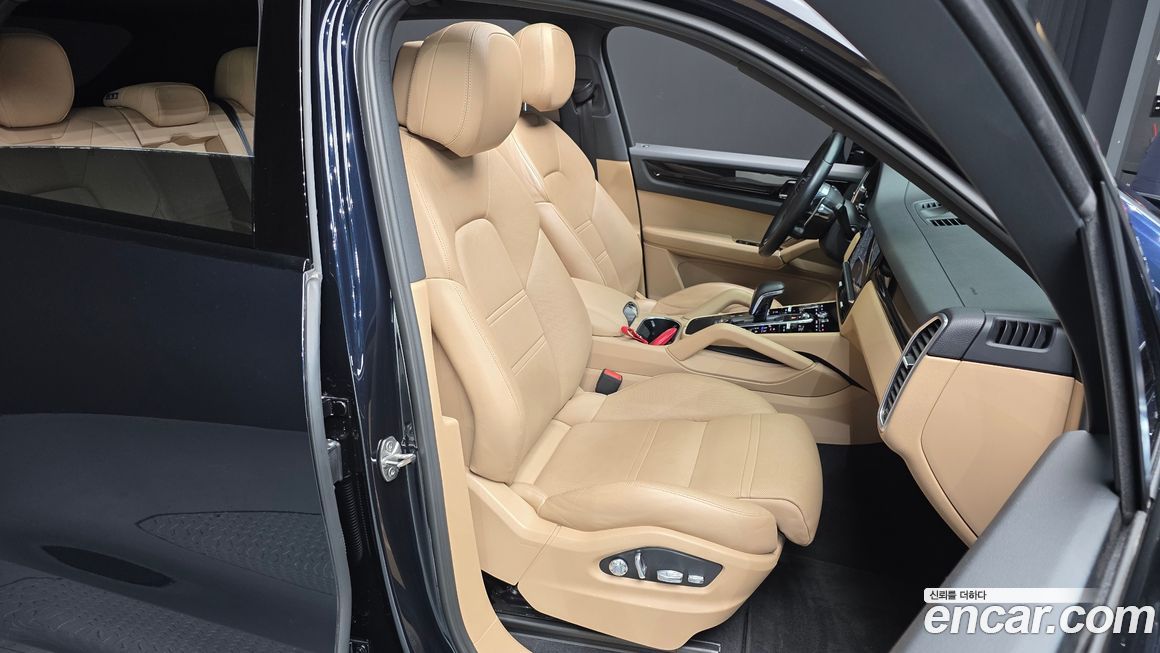 Porsche Cayenne 2020