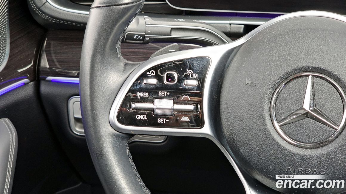 Mercedes-Benz GLE-Class 2023