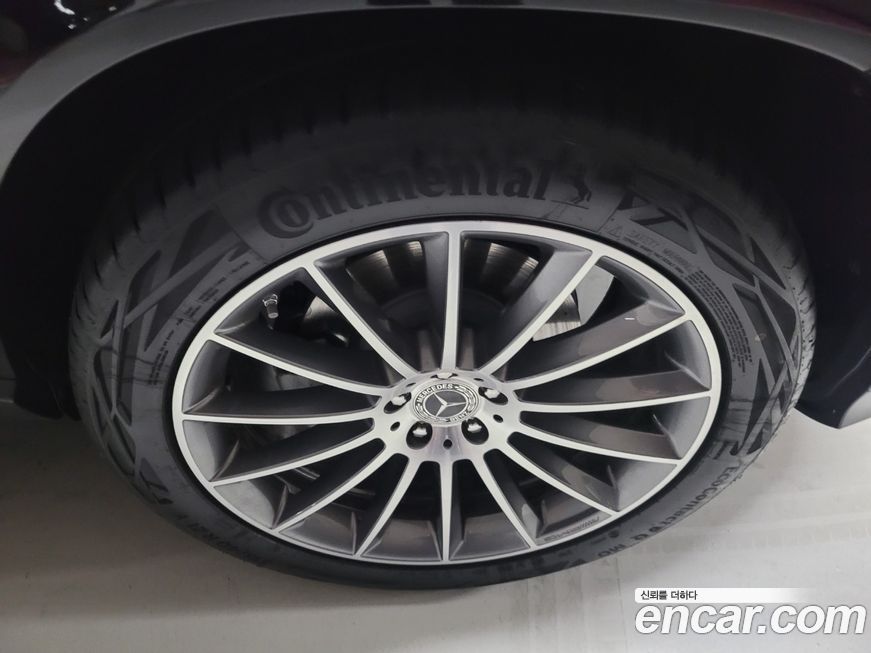 Mercedes-Benz GLE-Class 2025