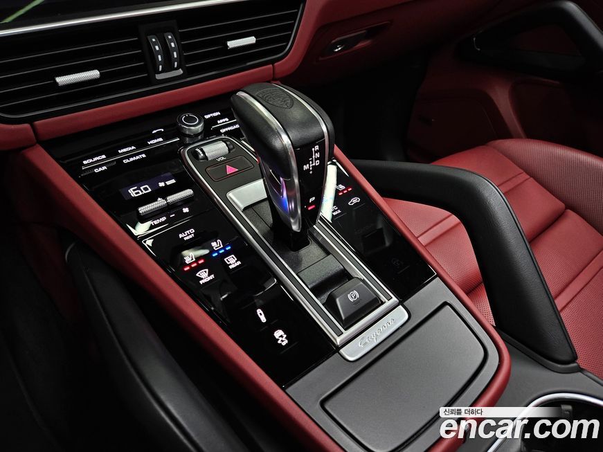 Porsche Cayenne 2022