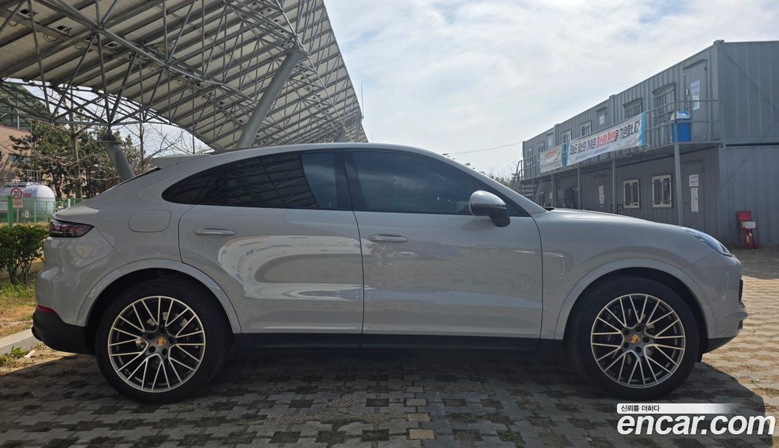 Porsche Cayenne 2023