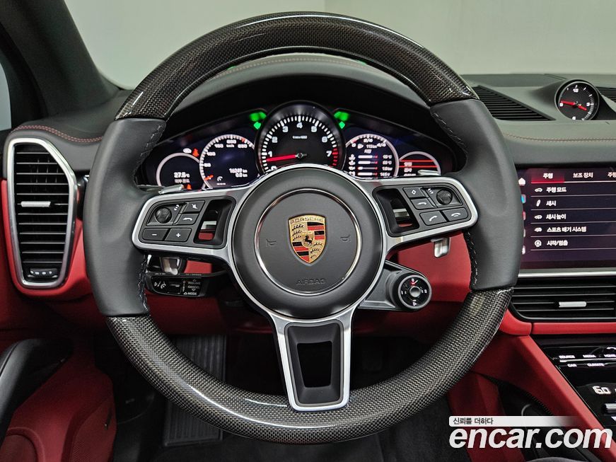 Porsche Cayenne 2022