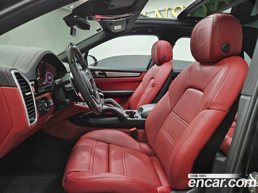 Porsche Cayenne 2022