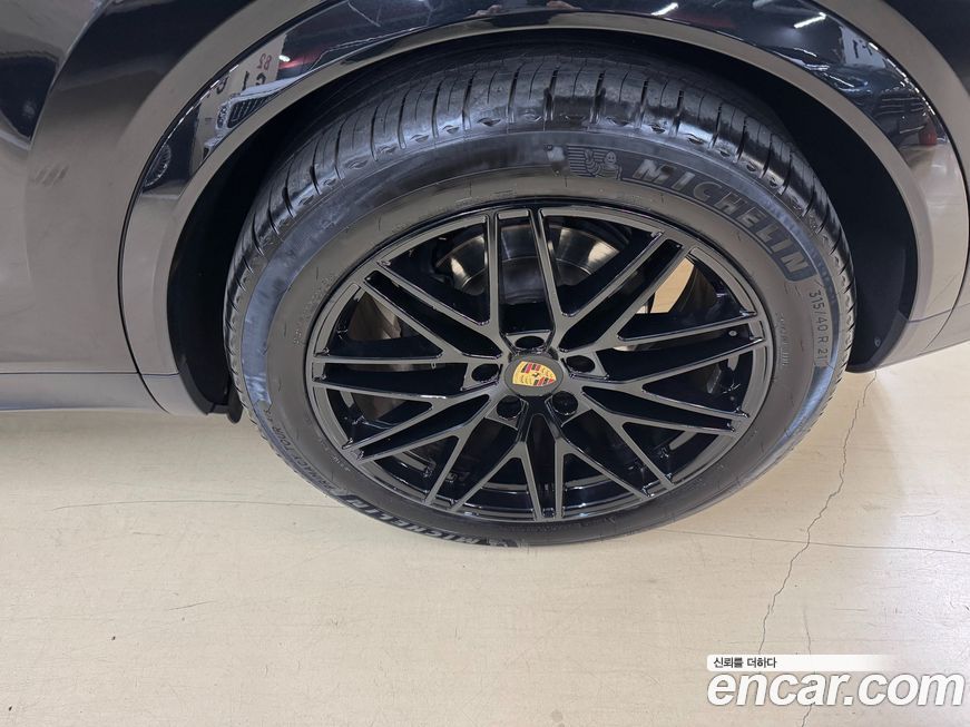 Porsche Cayenne 2024