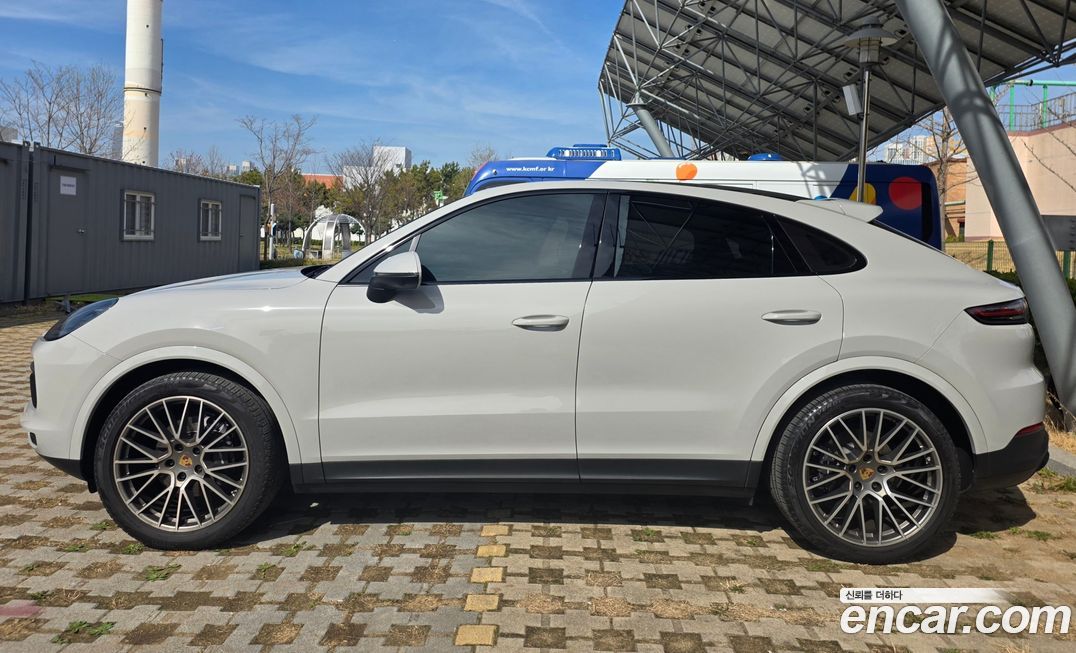 Porsche Cayenne 2023