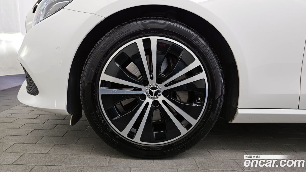 Mercedes-Benz E-Class 2020