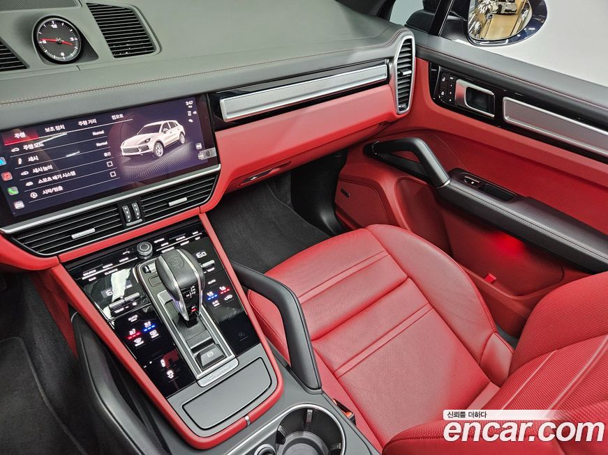 Porsche Cayenne 2022