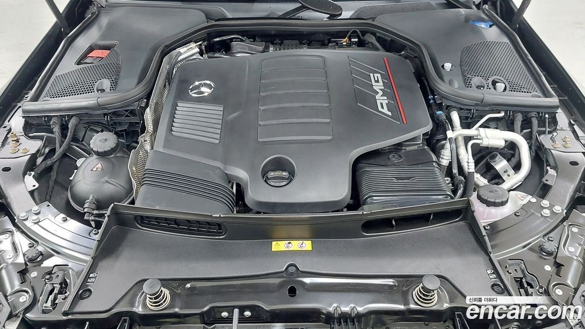 Mercedes-Benz AMG GT 2024