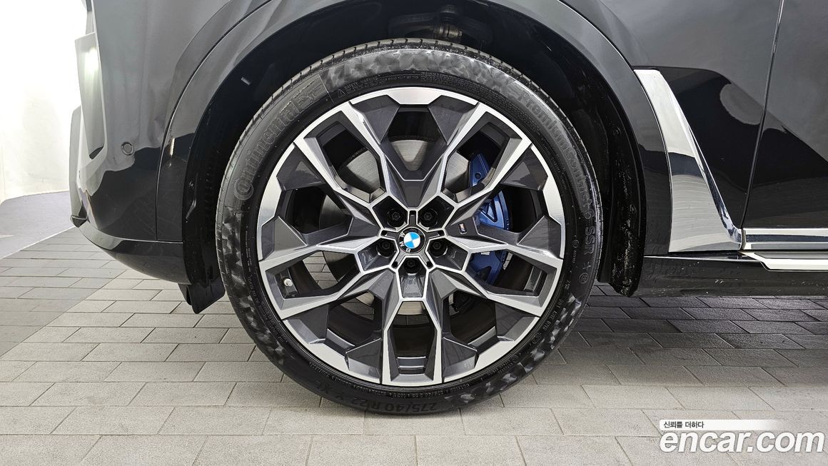 BMW X7 2024