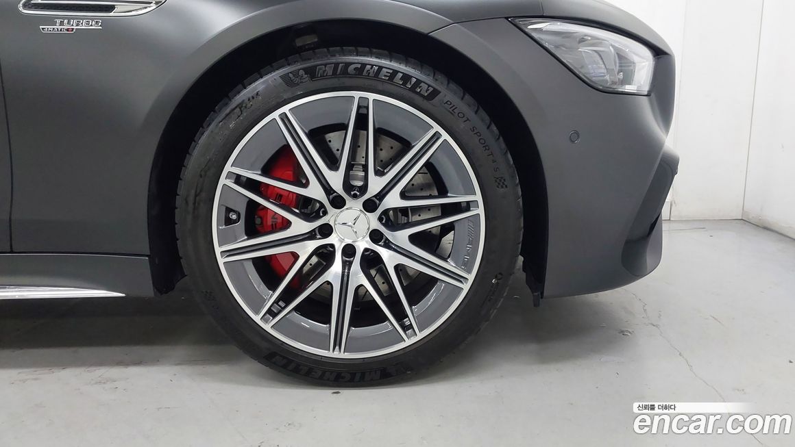 Mercedes-Benz AMG GT 2024