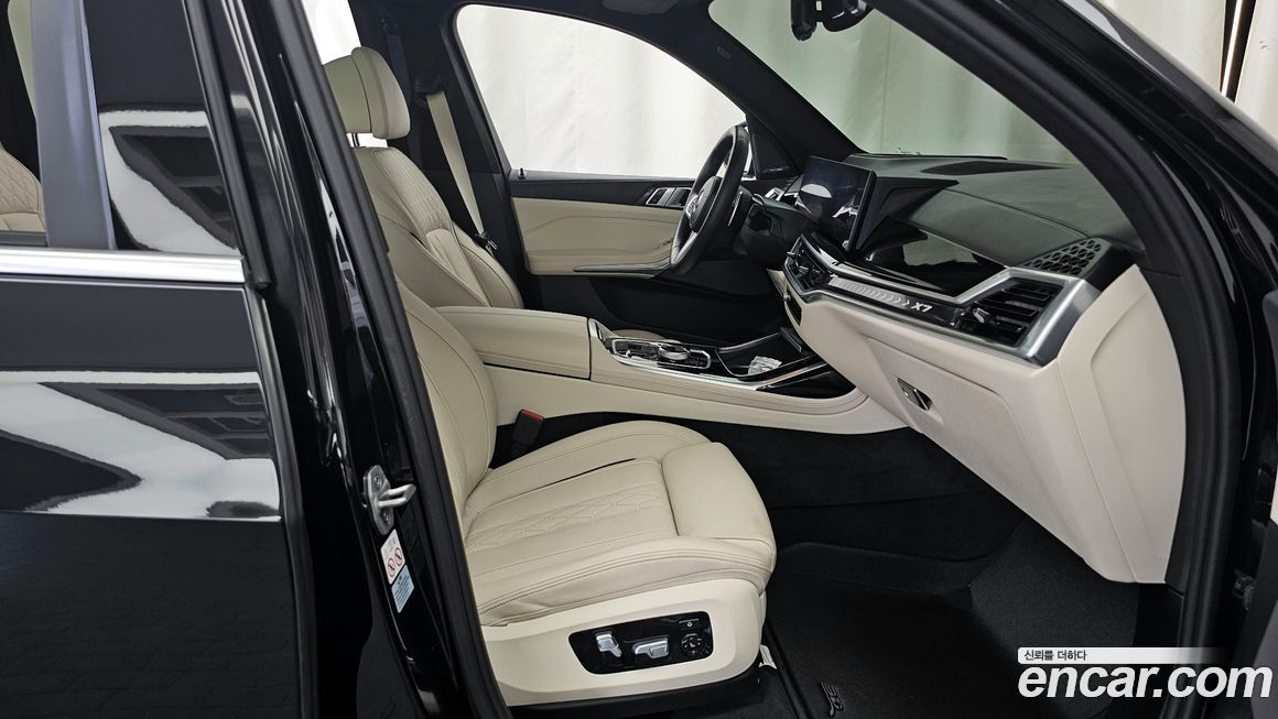 BMW X7 2024