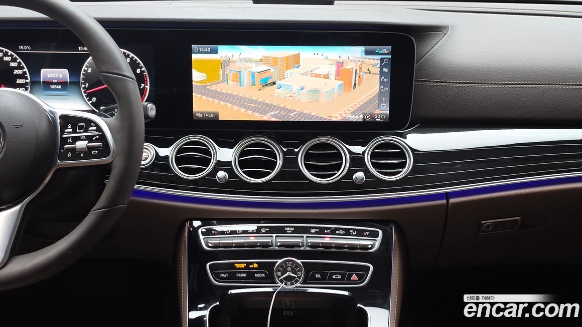 Mercedes-Benz E-Class 2020