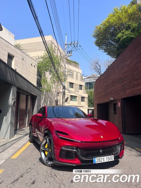 Ferrari Purosangue 2025