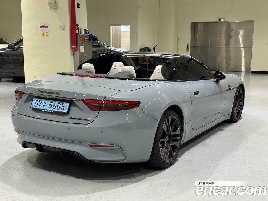 Maserati Gran Cabrio 2025