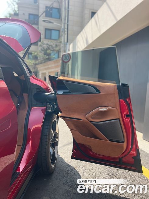 Ferrari Purosangue 2025