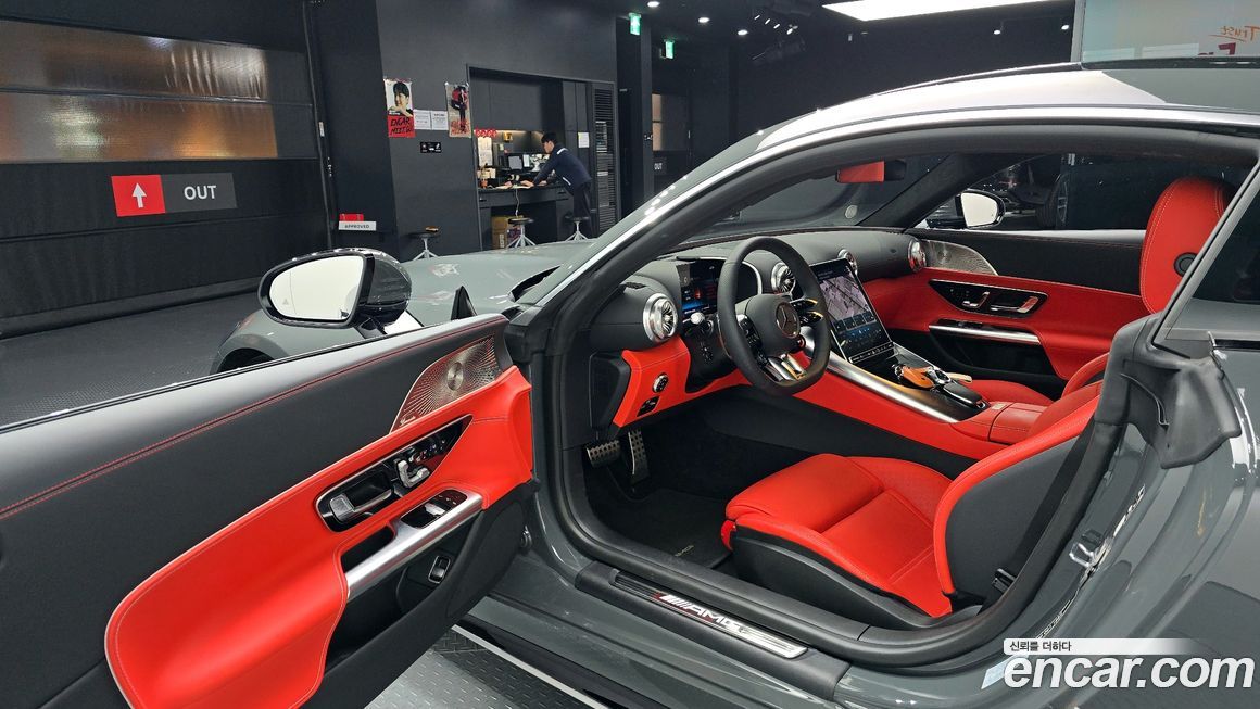 Mercedes-Benz AMG GT 2025