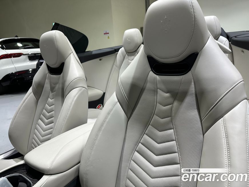 Maserati Gran Cabrio 2025
