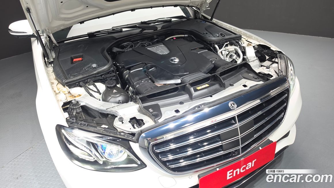 Mercedes-Benz E-Class 2020