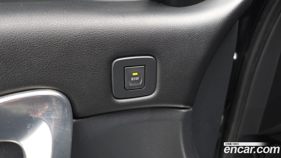 Renault-KoreaSamsung SM5  2013