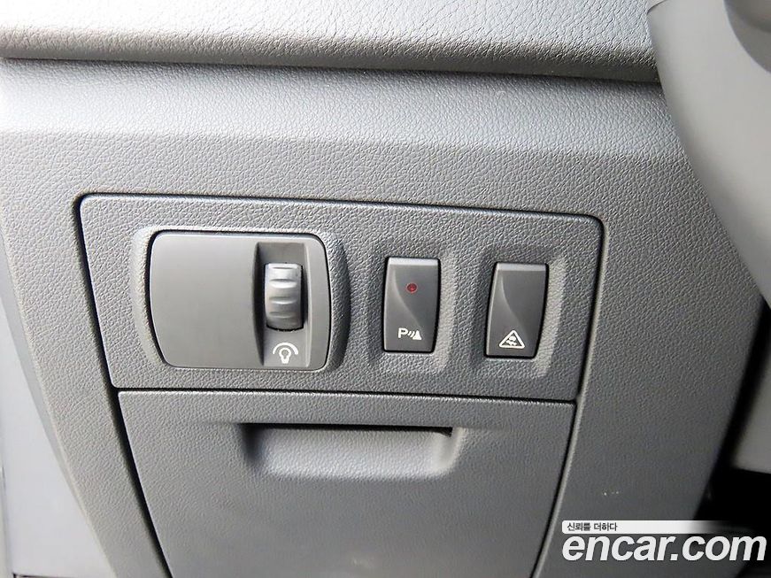 Renault-KoreaSamsung SM5  2013