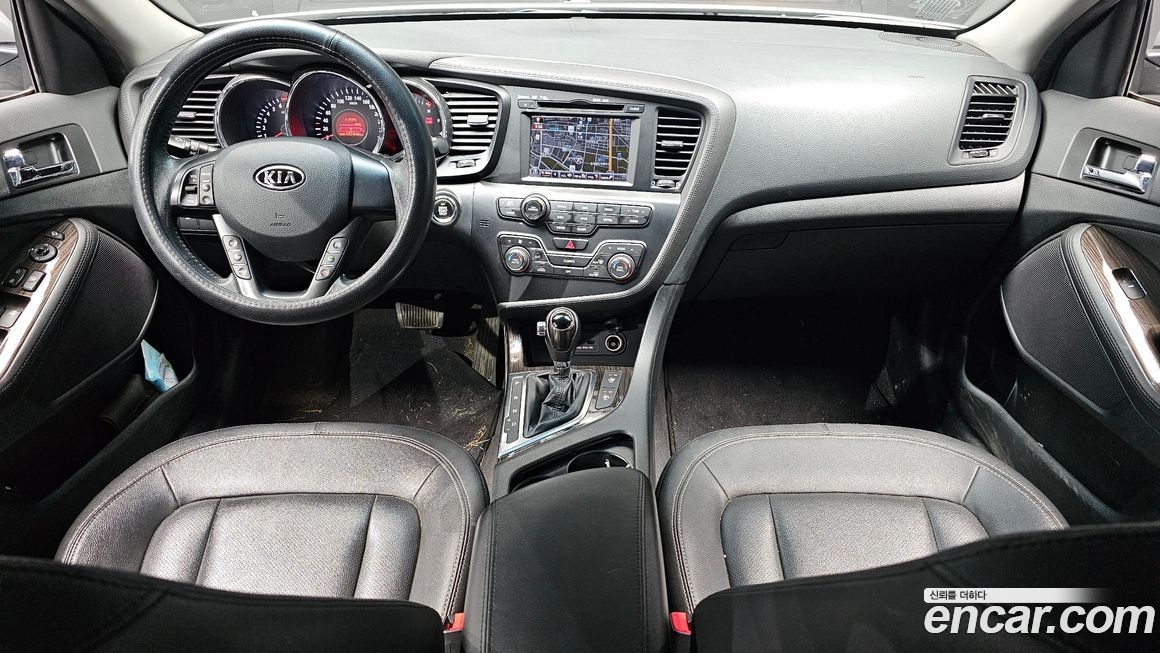 Kia K5 2011