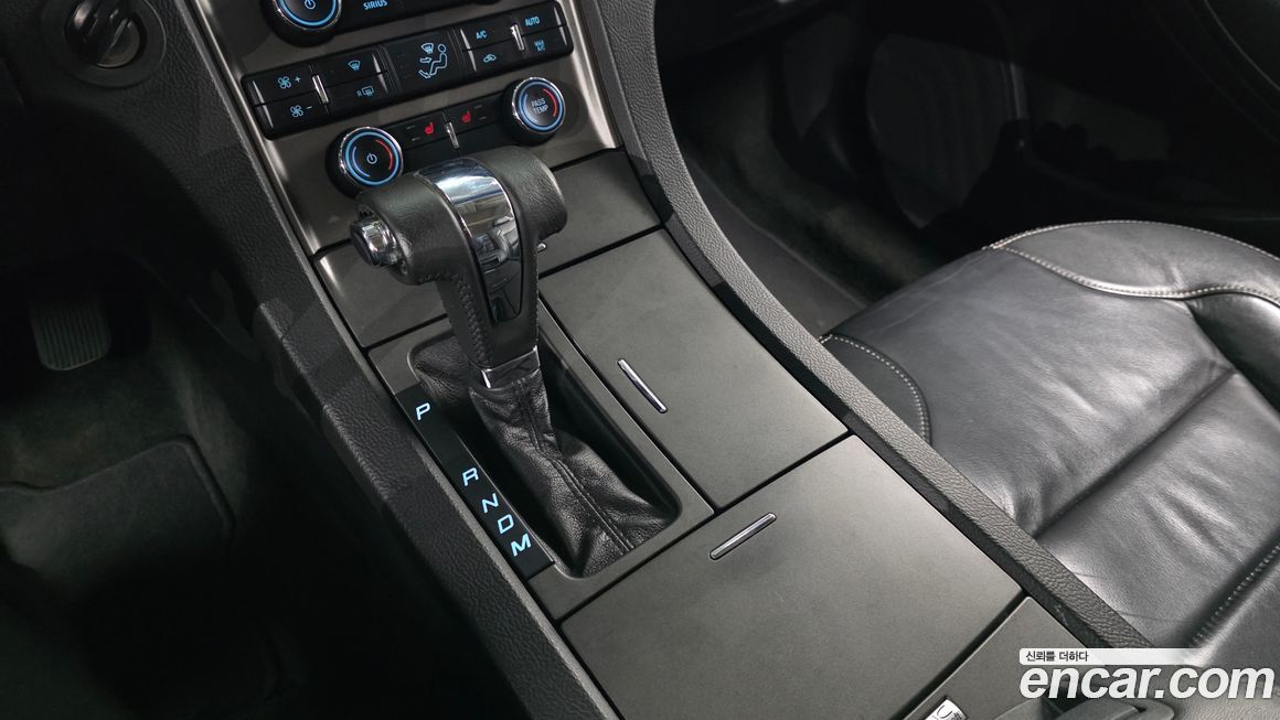 Ford Taurus 2011