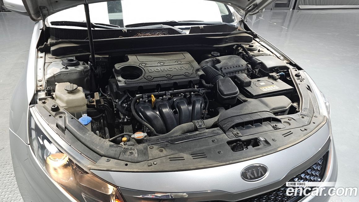 Kia K5 2011