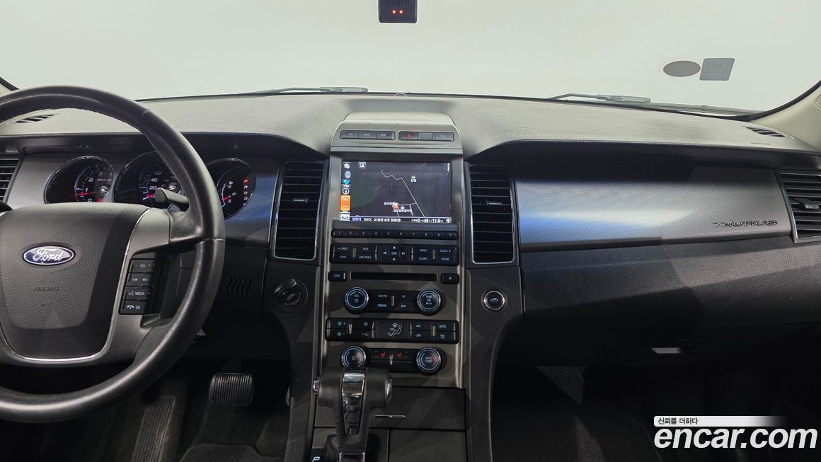 Ford Taurus 2011