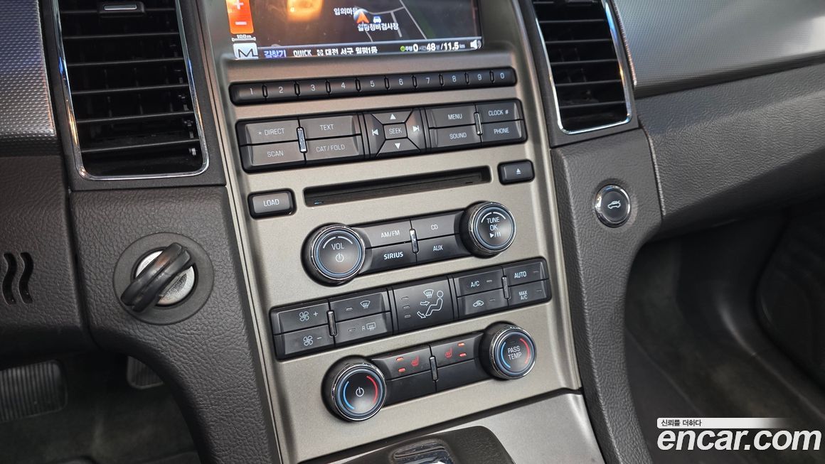 Ford Taurus 2011
