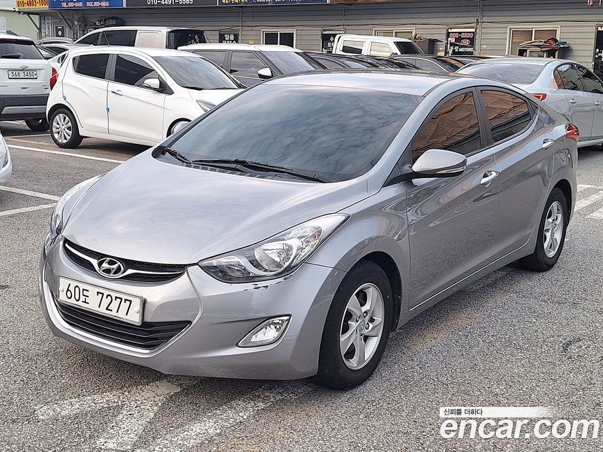 Hyundai AVANTE 2011