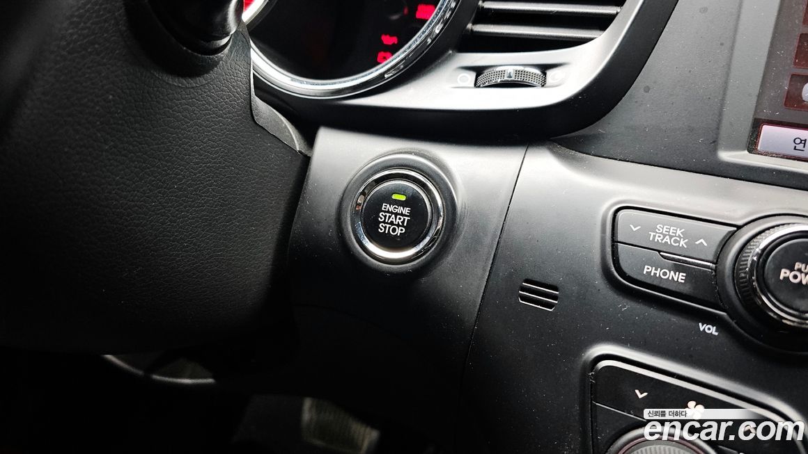 Kia K5 2011