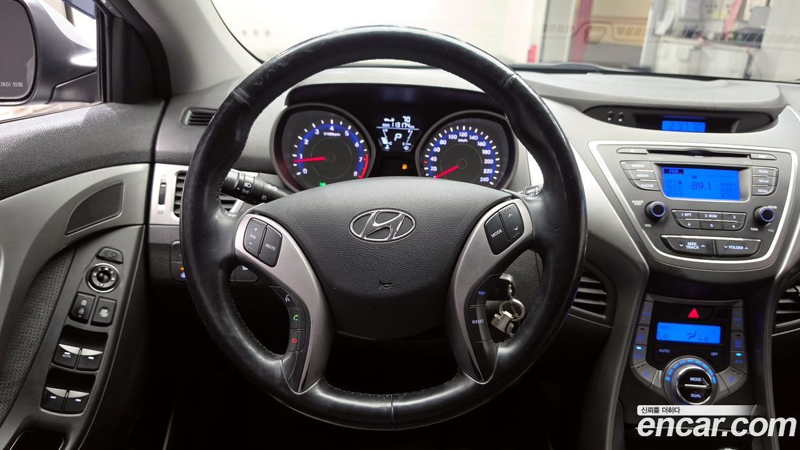 Hyundai AVANTE 2014