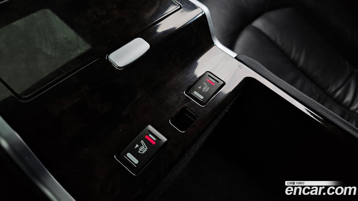 Renault-KoreaSamsung SM7 2011