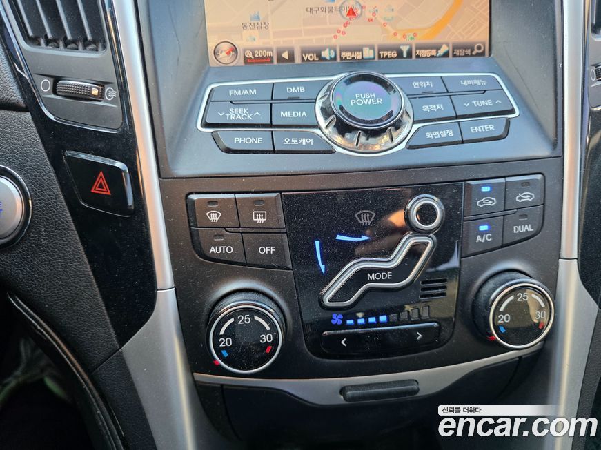 Hyundai Sonata 2010