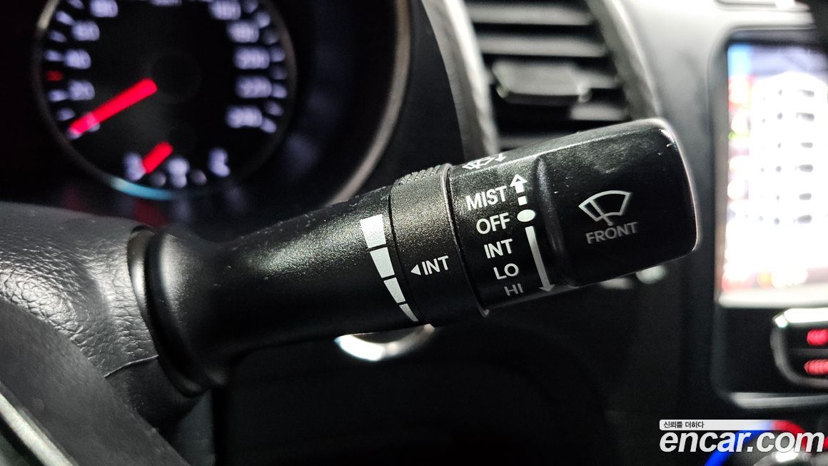 Kia K3 2013