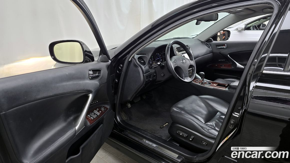 Lexus IS 2008