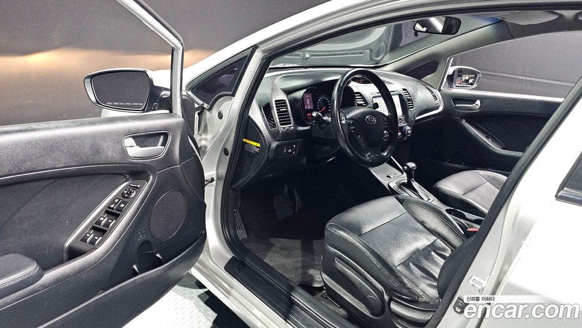 Kia K3 2013