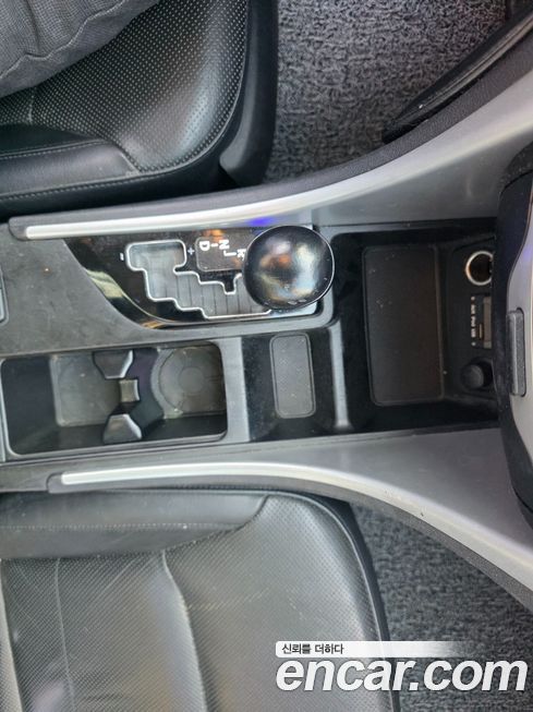 Hyundai Sonata 2010