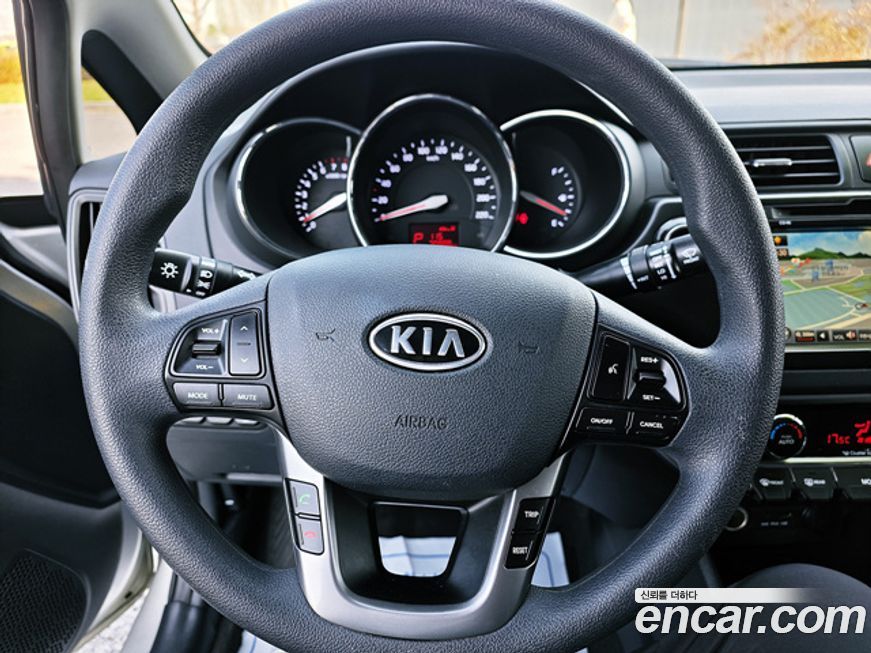 Kia pride 2012