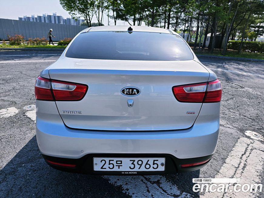 Kia pride 2012