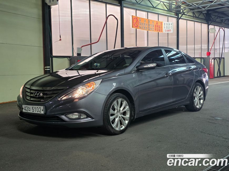 Hyundai Sonata 2010