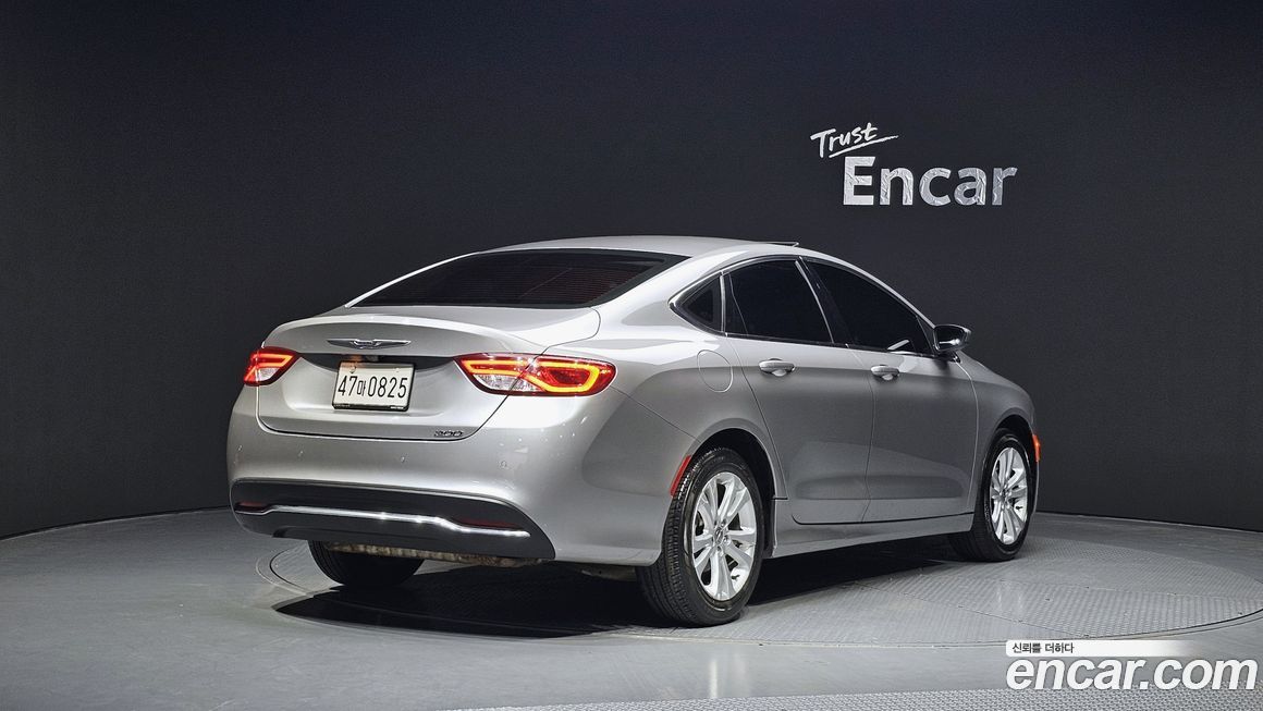 Chrysler 200 2015