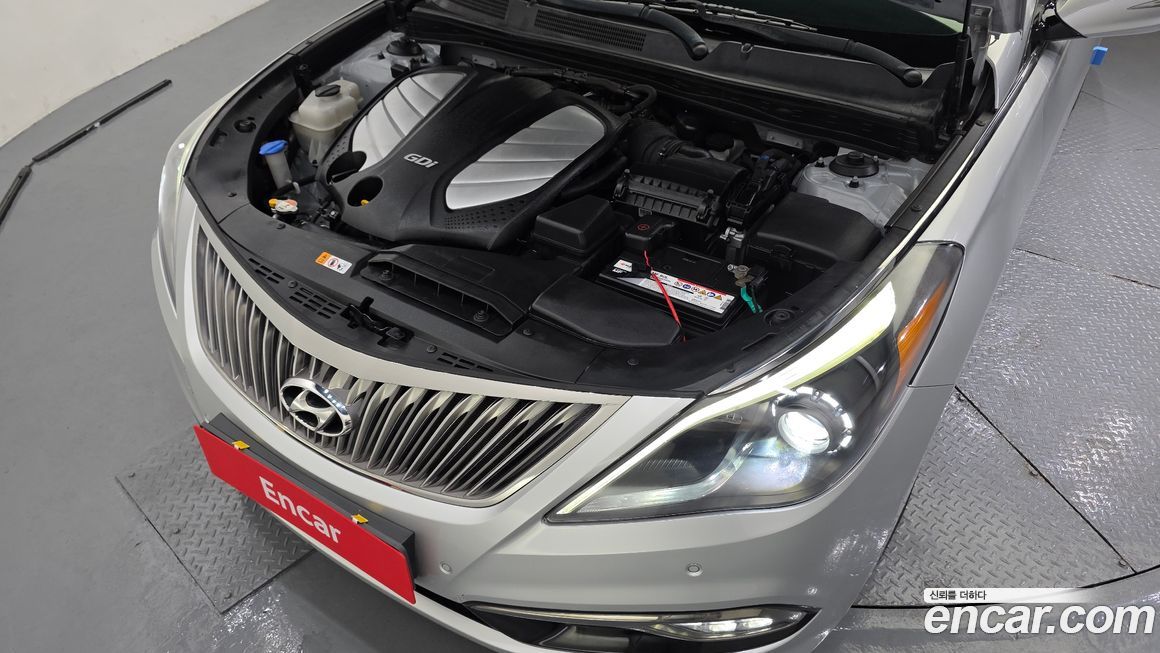 Hyundai Grandeur 2011