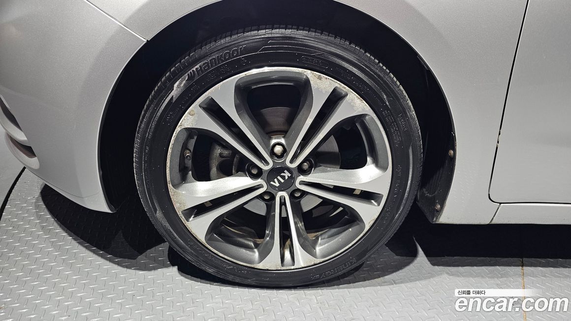 Kia K3 2013