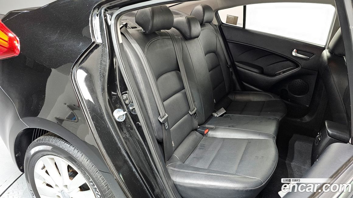 Kia K3 2015