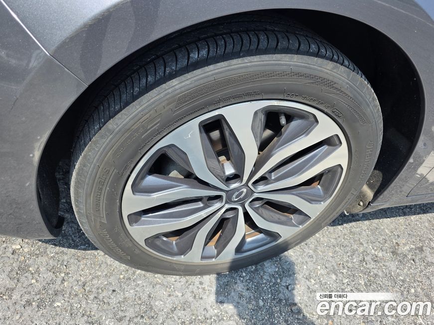 Renault-KoreaSamsung SM6 2016